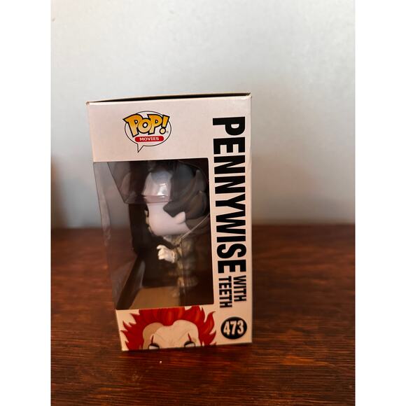 Funko "IT" 473 Pennywise with Teeth - Picture 3 of 7